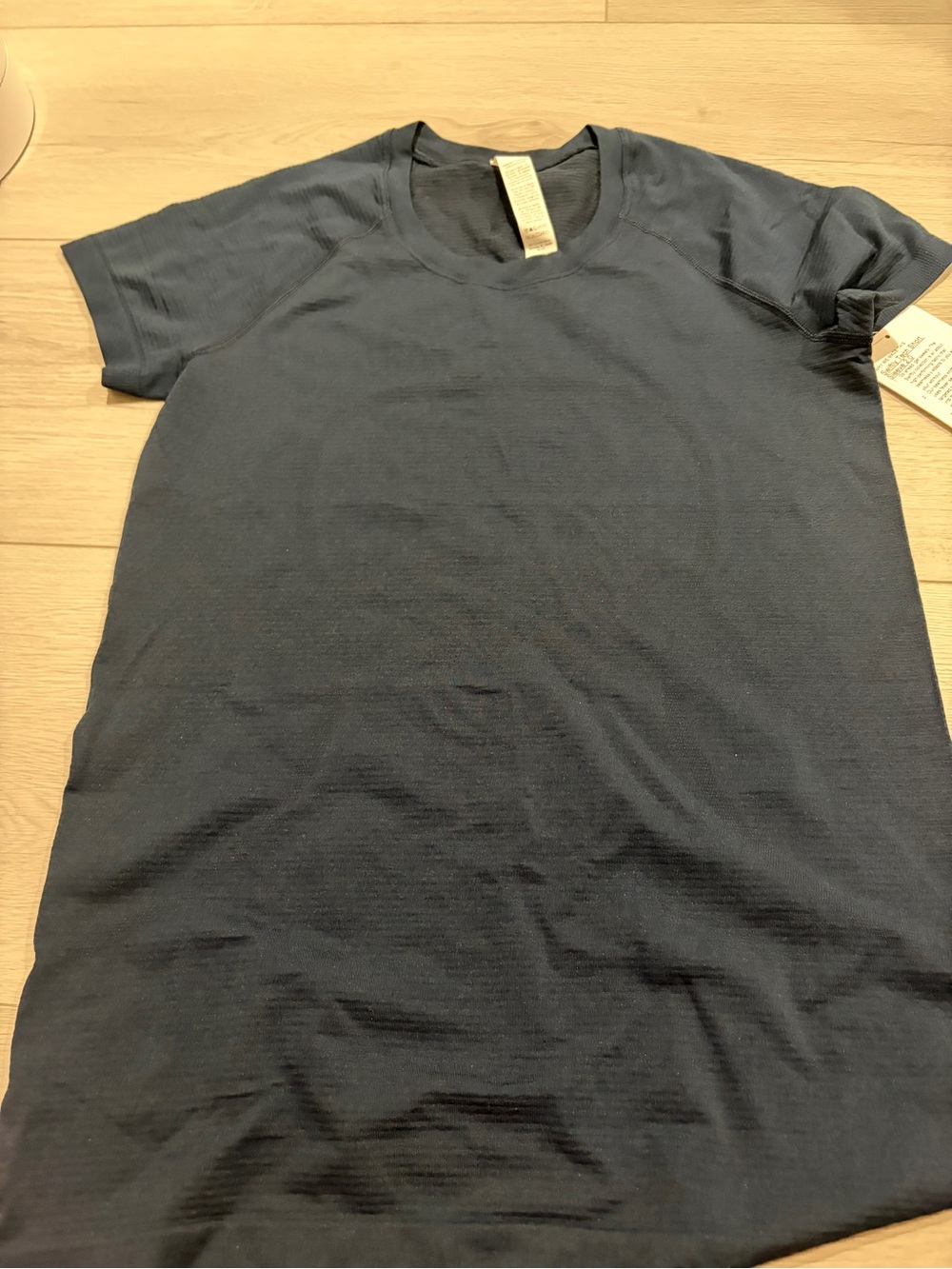 Lululemon swiftly tech